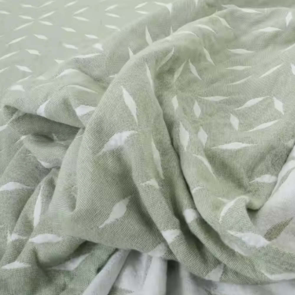 BreezeLeaf | Ultra-Soft Gauze Throw
