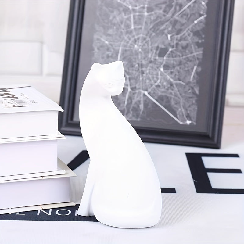 Silent Paws | Chic & Modern Cat Statue