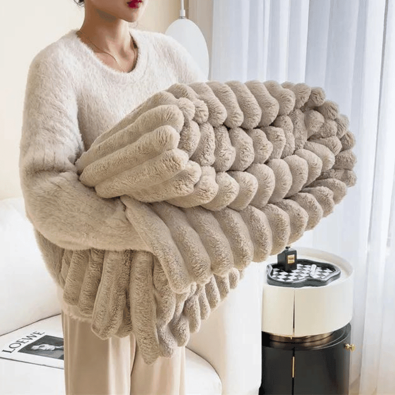 CozyNest | Ultra-Soft Warm Fleece Throw Blanket