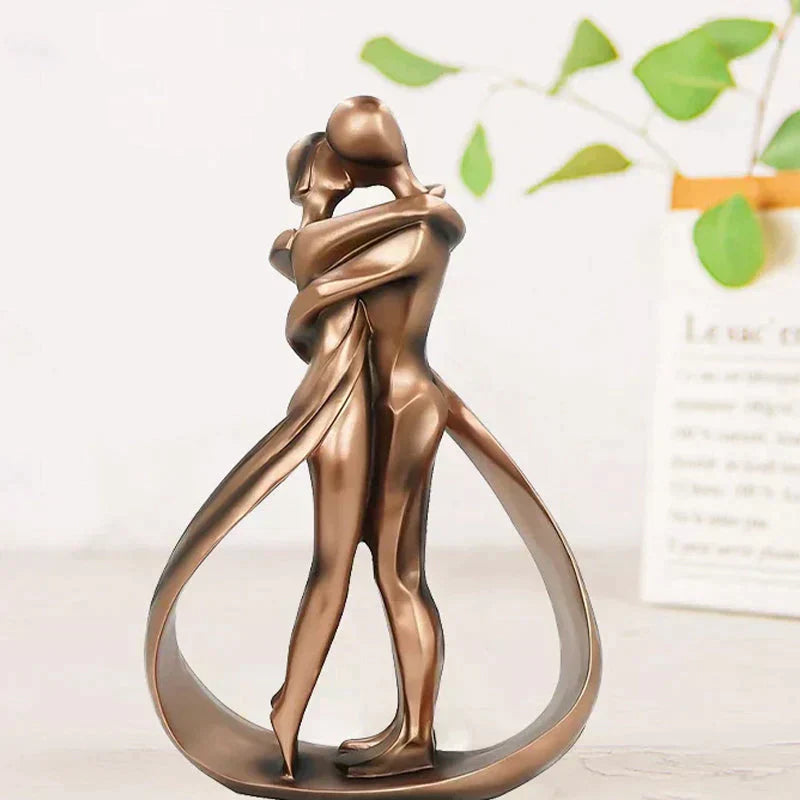 EternalEmbrace | Resin Couple Figurine
