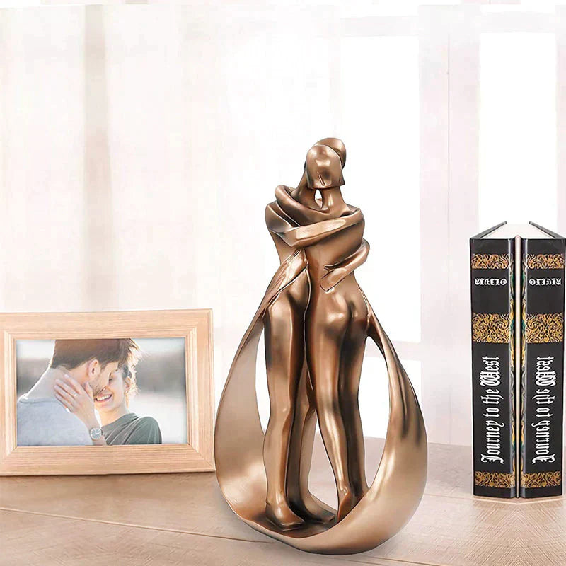 EternalEmbrace | Resin Couple Figurine
