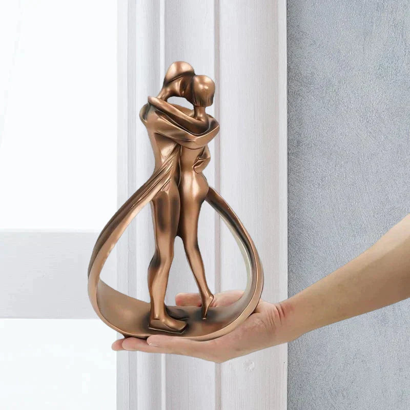 EternalEmbrace | Resin Couple Figurine