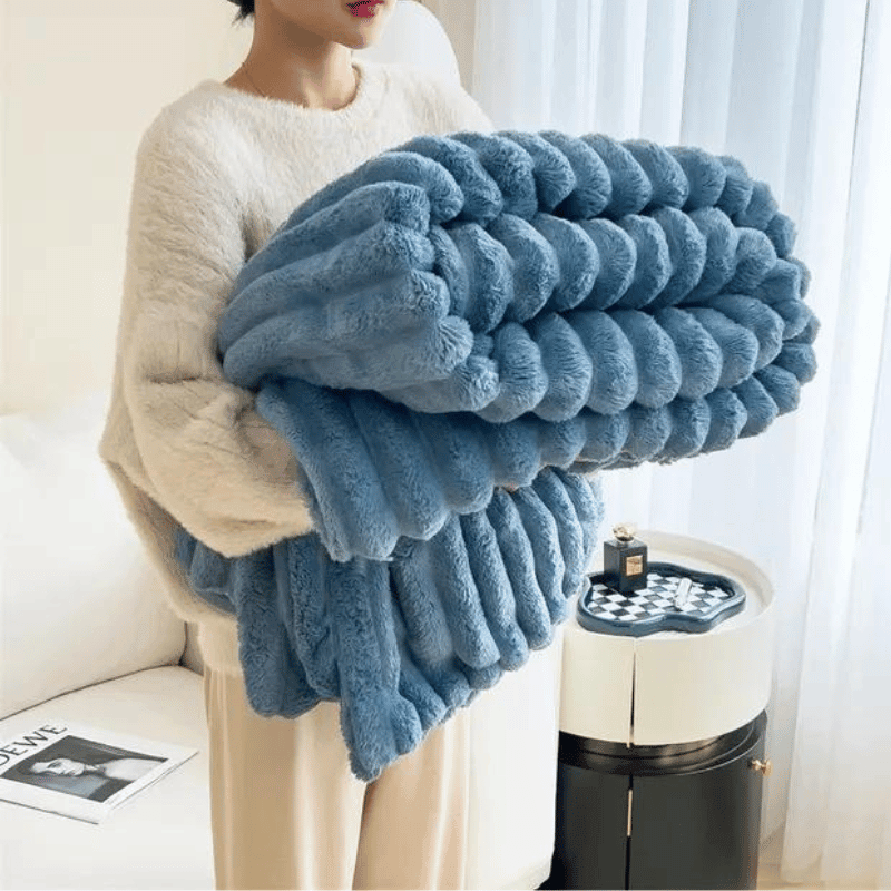 CozyNest | Ultra-Soft Warm Fleece Throw Blanket