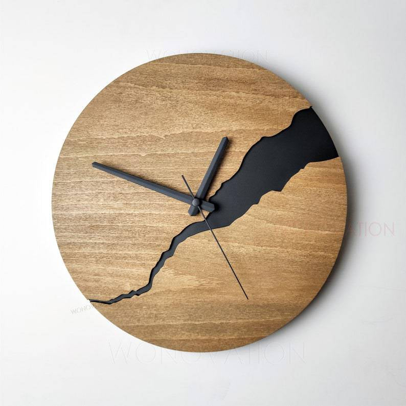 TimberTrace | Artisan Timepiece with Rustic Charm and Weathered Wood Detail