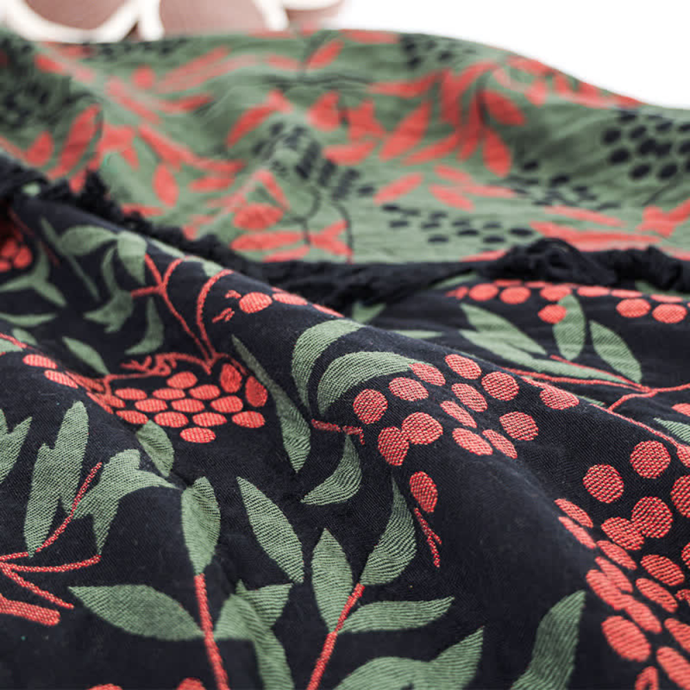 FloraNest | Botanical Charm Throw