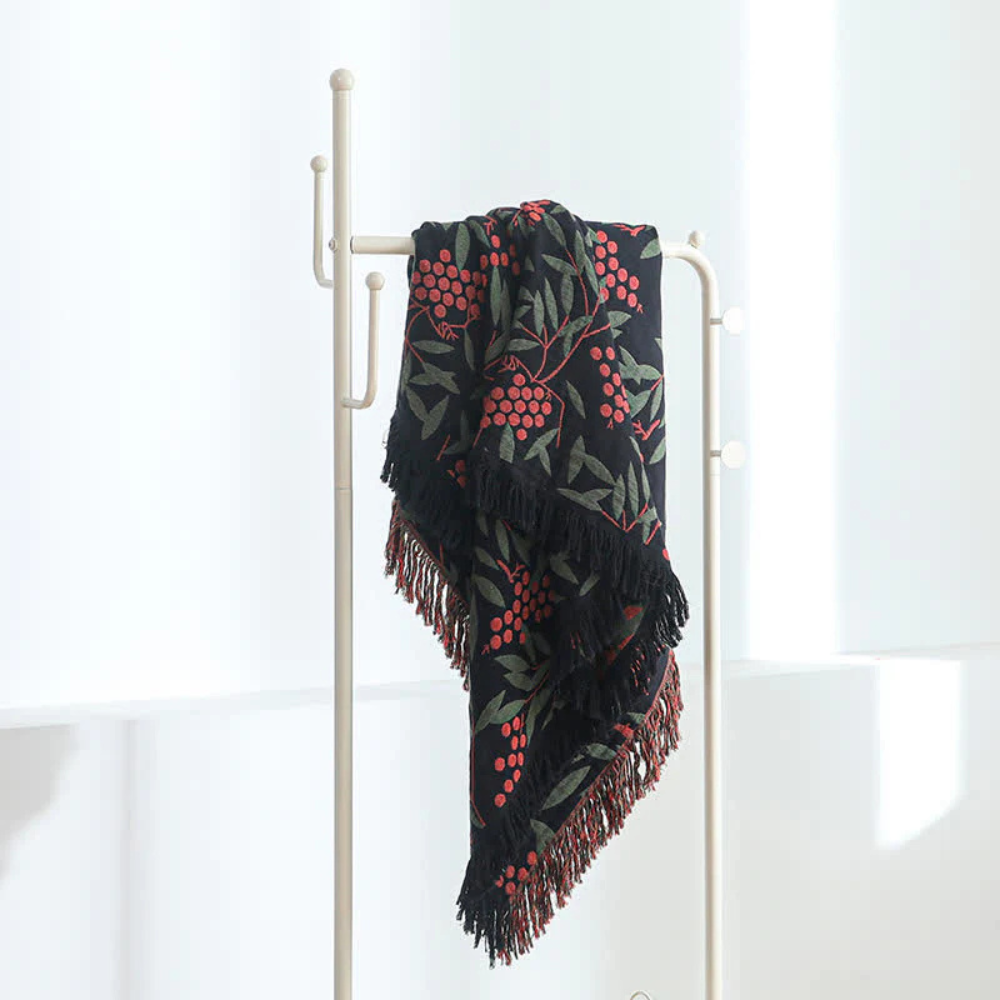 FloraNest | Botanical Charm Throw
