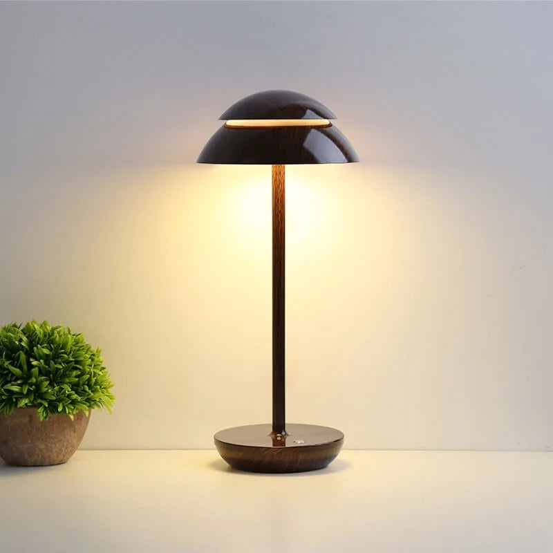 LumiÉlite | Luxurious Radiant Table Lamp