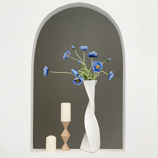 TwistForm | Sleek Spiral Ceramic Vase – Elegant Twist Design for Modern Spaces