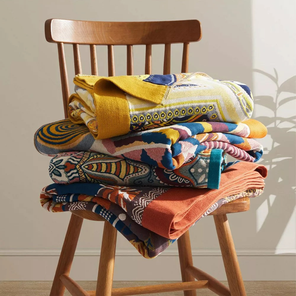 RadiantSun | Cotton Throw – Warmth and Vibrance in Every Thread
