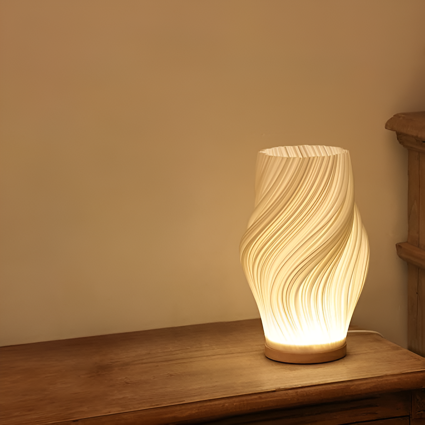 WaveLume | 3D Wave Table Lamp with Elegant Metal Base