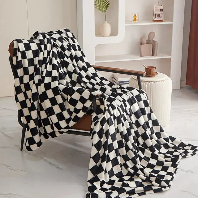 ChicWeave | Stylish Checkerboard Throw Blanket