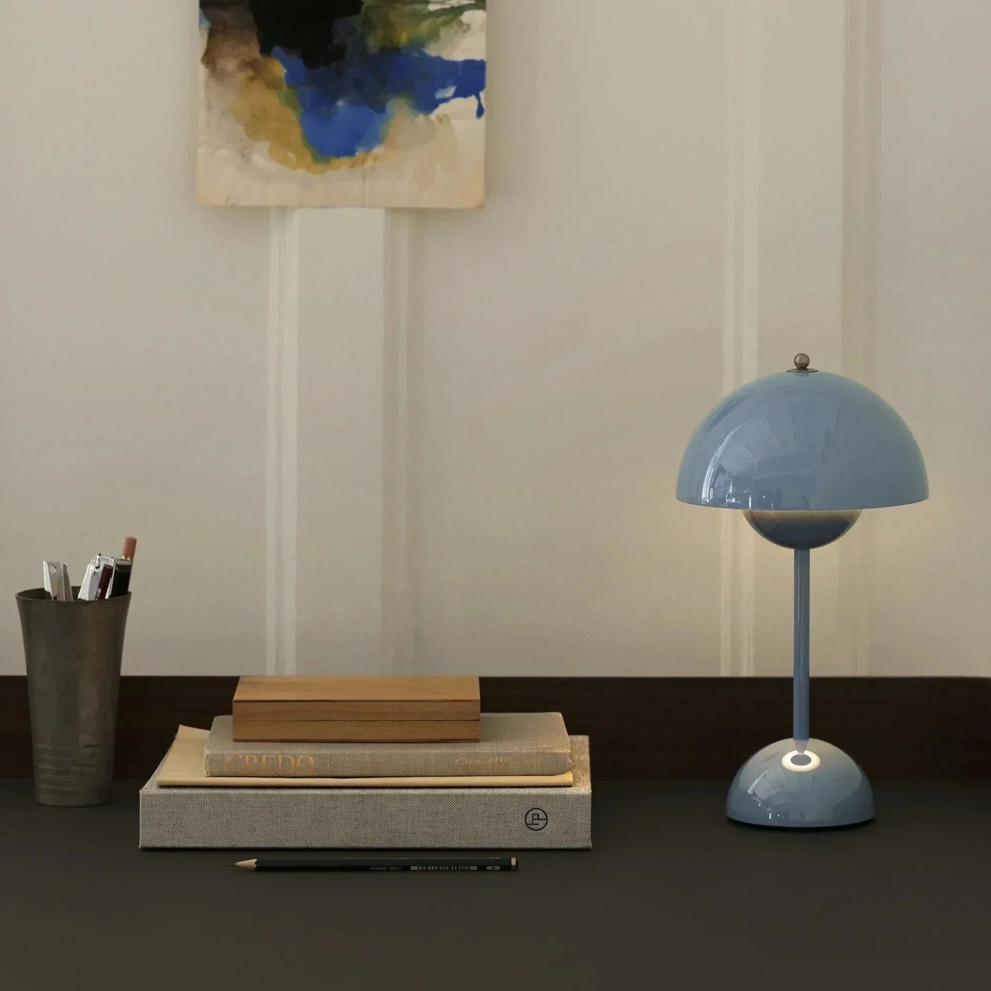 Nunisera | Elegant LED Table Lamp