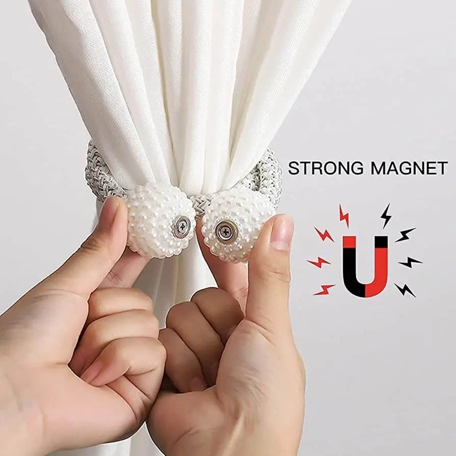 DecoCharm – Magnetic Curtain Clips