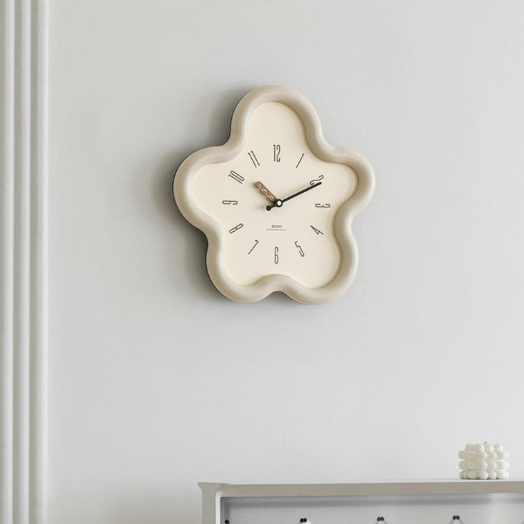 BloomRhythm | Silent 3D Pendulum Clock