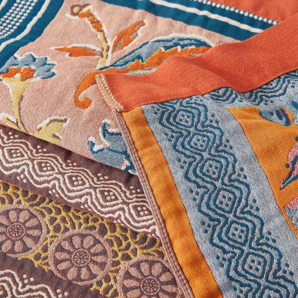 RadiantSun | Cotton Throw – Warmth and Vibrance in Every Thread