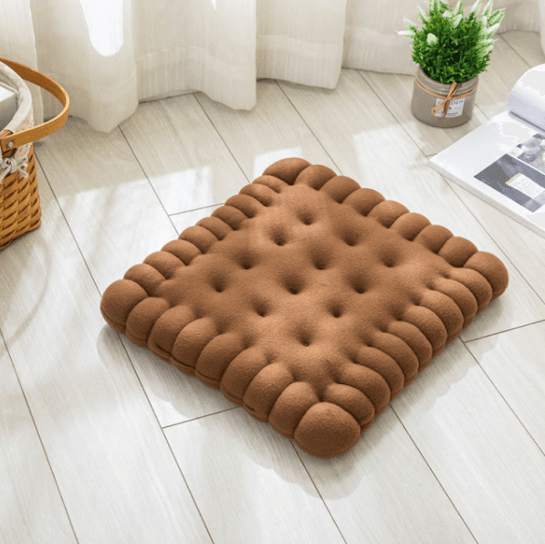 BiscottiPlush | Cozy Biscuit-Shaped Luxury Pillow