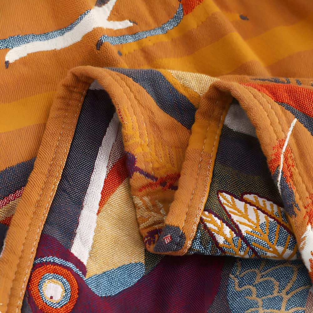 TropiToucan | Cotton Throw – Playful Jungle Vibes in Soft Woven Comfort