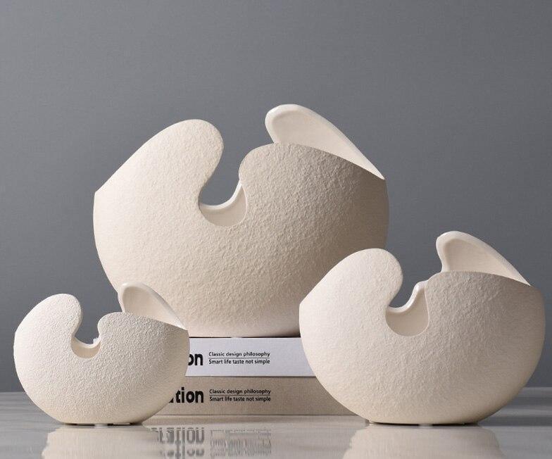 EggVase | Cracked Egg Ceramic Vase