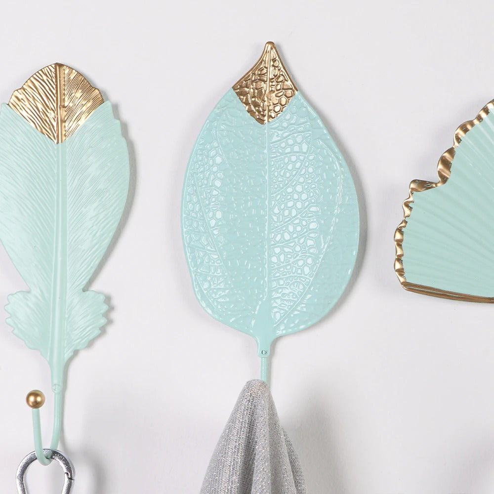 Shimmering Leaf | Gold Accent Hook